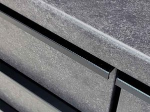 本体色で変わるパーツ色